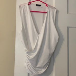 Super cute white sleeveless top from Express great condition